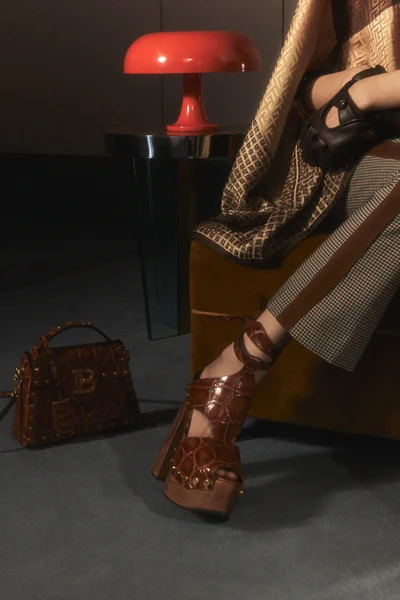 Look 30